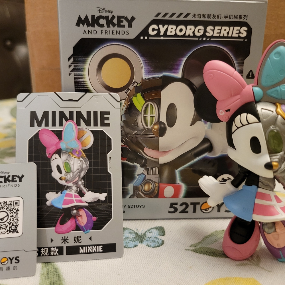 52 TOYS Mickey Cyborg Series Minnie New